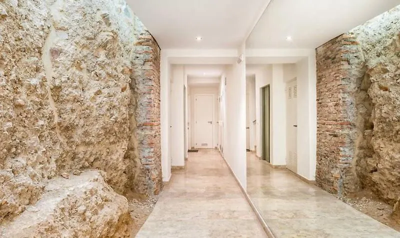 Feelathome Merced Apartments Malaga Spain