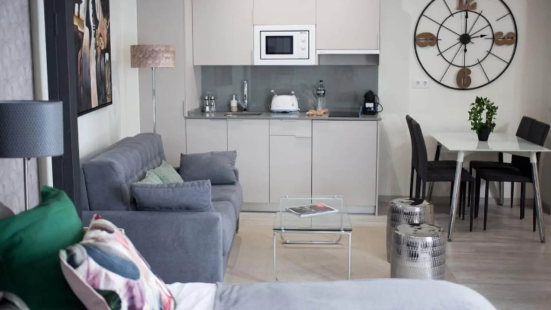 Feelathome Merced Apartments Málaga