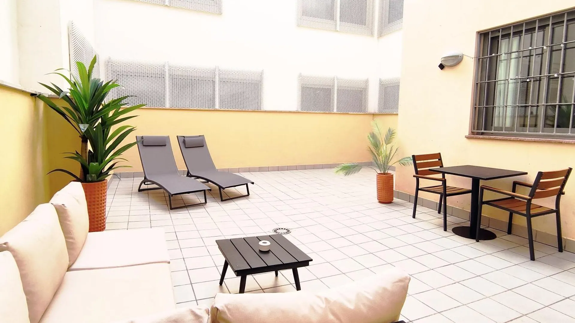 Feelathome Merced Apartments Málaga