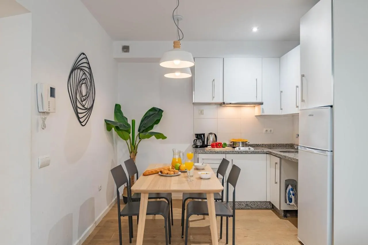 Feelathome Merced Apartments Málaga Spagna